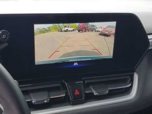 Used 2025 Chevrolet TrailBlazer LT w/ Convenience Package AWD/4WD image 18