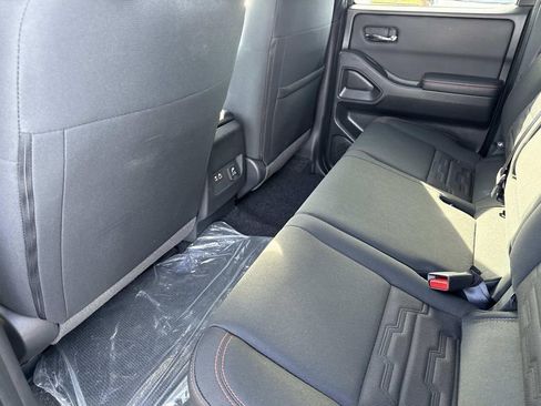 Certified 2024 Nissan Frontier PRO-4X w/ Pro Convenience Package image 14