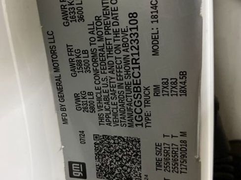 Used 2024 Chevrolet Colorado W/T image 46