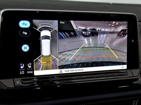 New 2026 Volkswagen Atlas SEL Premium R-Line AWD/4WD image 14