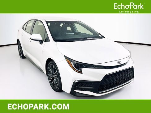 Used 2022 Toyota Corolla SE FWD image 1