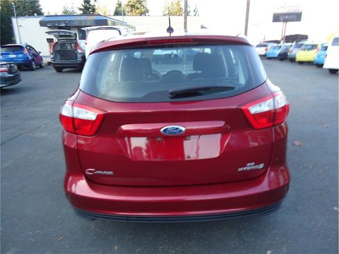Used 2013 Ford C-MAX SE w/ Winter Pkg image 7