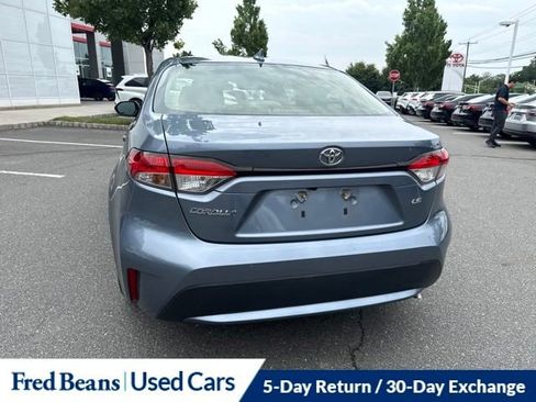 Used 2021 Toyota Corolla LE w/ Carpet Mat Package (TMS) FWD image 17