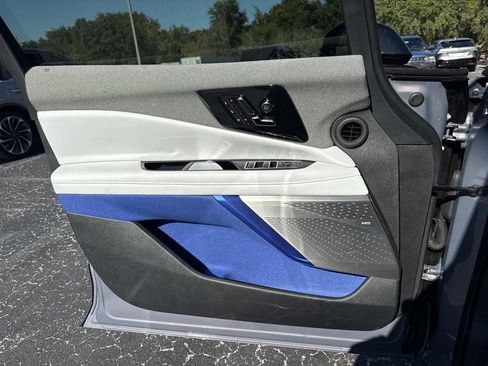 New 2026 Cadillac Optiq Luxury 2 image 18