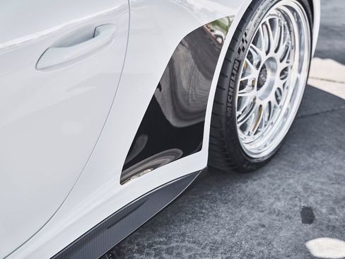 Used 2018 Porsche 911 GT3 RWD image 10