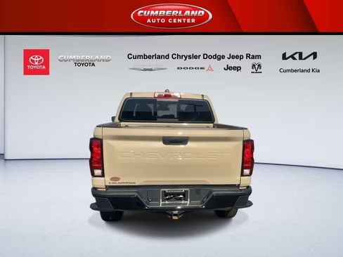 Used 2023 Chevrolet Colorado W/T image 7