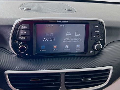 Used 2020 Hyundai Tucson Value w/ Winter Weather Package image 13