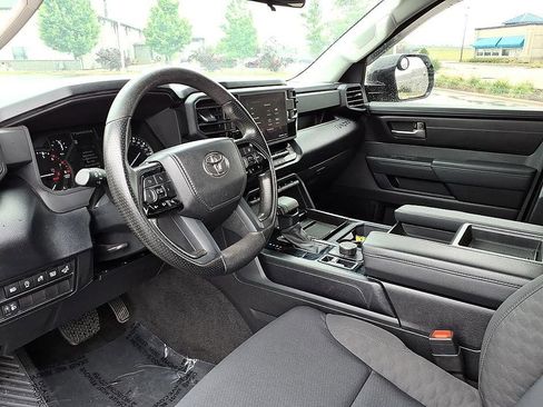 Used 2023 Toyota Tundra SR5 w/ SR5 Convenience Package AWD/4WD image 15