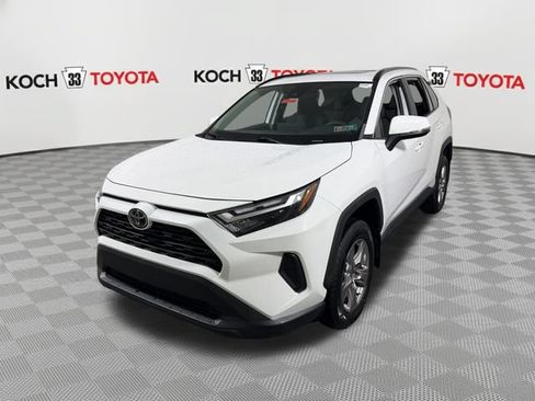 Used 2023 Toyota RAV4 XLE w/ Convenience Package AWD/4WD image 3