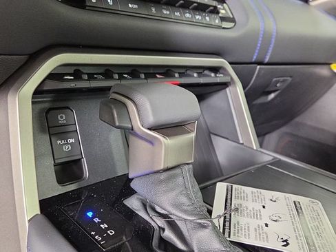 New 2026 Toyota Tundra Platinum AWD/4WD image 18