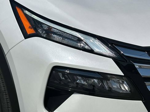 New 2026 Nissan Rogue SV AWD/4WD image 9