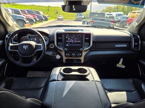 Used 2022 RAM 1500 Laramie AWD/4WD image 17