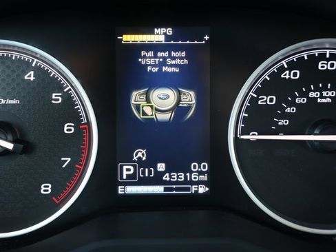 Used 2020 Subaru Forester Limited image 28