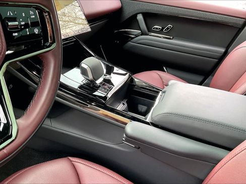 Used 2024 Land Rover Range Rover Sport Dynamic SE image 19