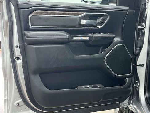 Used 2020 RAM 1500 Laramie AWD/4WD image 14