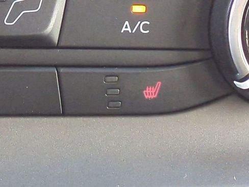 Used 2020 Ford Transit 350 XLT image 22