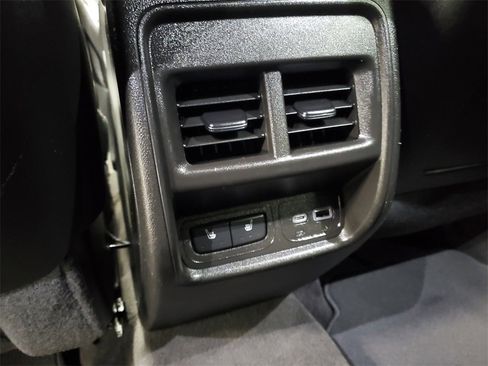 Used 2020 Cadillac XT4 Premium Luxury w/ Cold Weather Package image 26