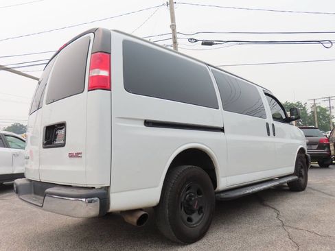 Used 2019 GMC Savana 2500 w/ Driver Convenience Package RWD image 22