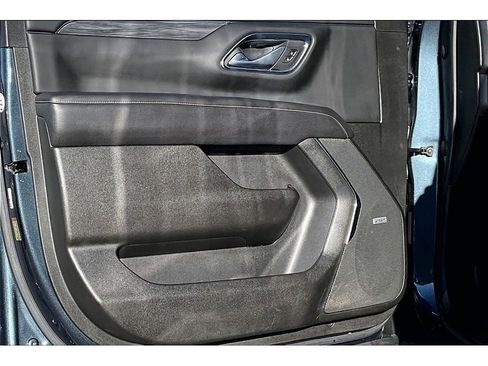 Used 2021 GMC Yukon XL SLT w/ SLT Luxury Plus Package image 20