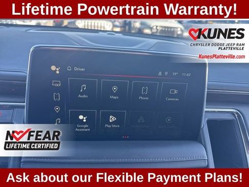 Used 2024 GMC Yukon SLE image 24