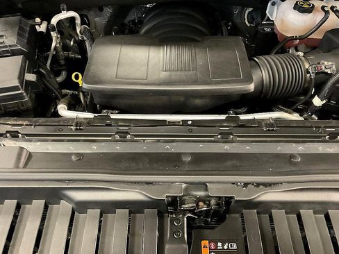 Used 2022 Chevrolet Silverado 1500 RST w/ Z71 Off-Road Package image 7