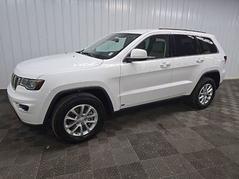Used 2022 Jeep Grand Cherokee Laredo E image 6