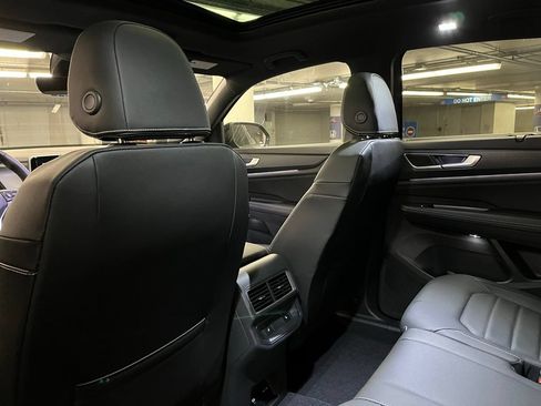 New 2026 Volkswagen Atlas Cross Sport SEL R-Line AWD/4WD image 27
