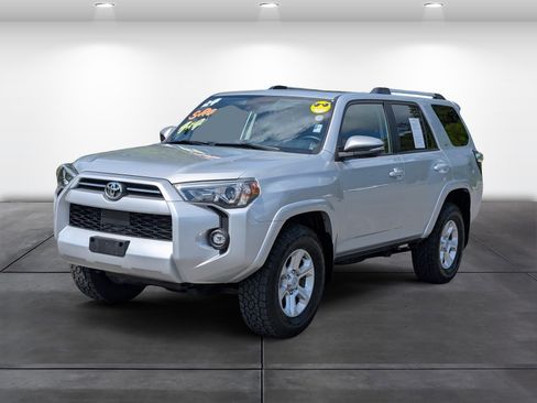 Used 2024 Toyota 4Runner SR5 Premium w/ Moonroof Package AWD/4WD image 6