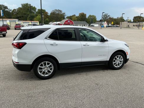 Certified 2024 Chevrolet Equinox LT w/ LPO, Floor Liner Package image 19