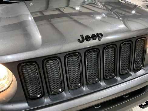 Used 2018 Jeep Renegade Sport w/ Power & Air Group image 29