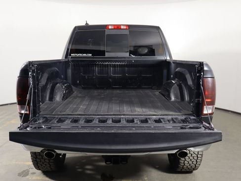 Used 2019 RAM 1500 Big Horn AWD/4WD image 17