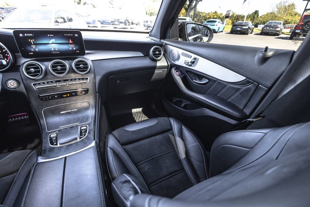 Used 2020 Mercedes-Benz GLC 63 AMG 4MATIC image 24