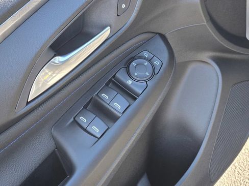 Used 2026 Buick Envista Sport Touring w/ Convenience I Package FWD image 31