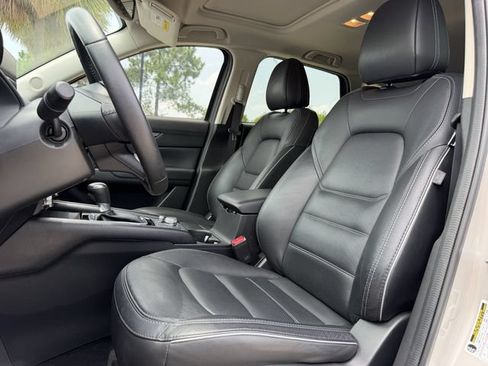 Certified 2025 MAZDA CX-5 AWD 2.5 S w/ Preferred Package image 12