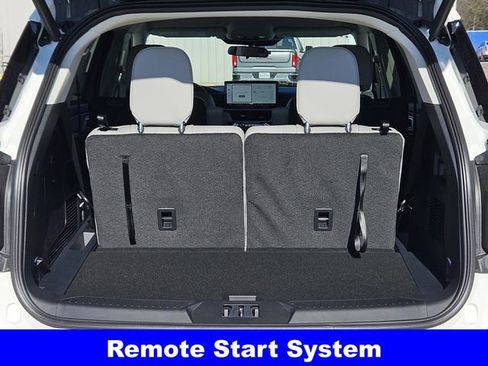 New 2026 Ford Explorer Active w/ Active Comfort Package image 11