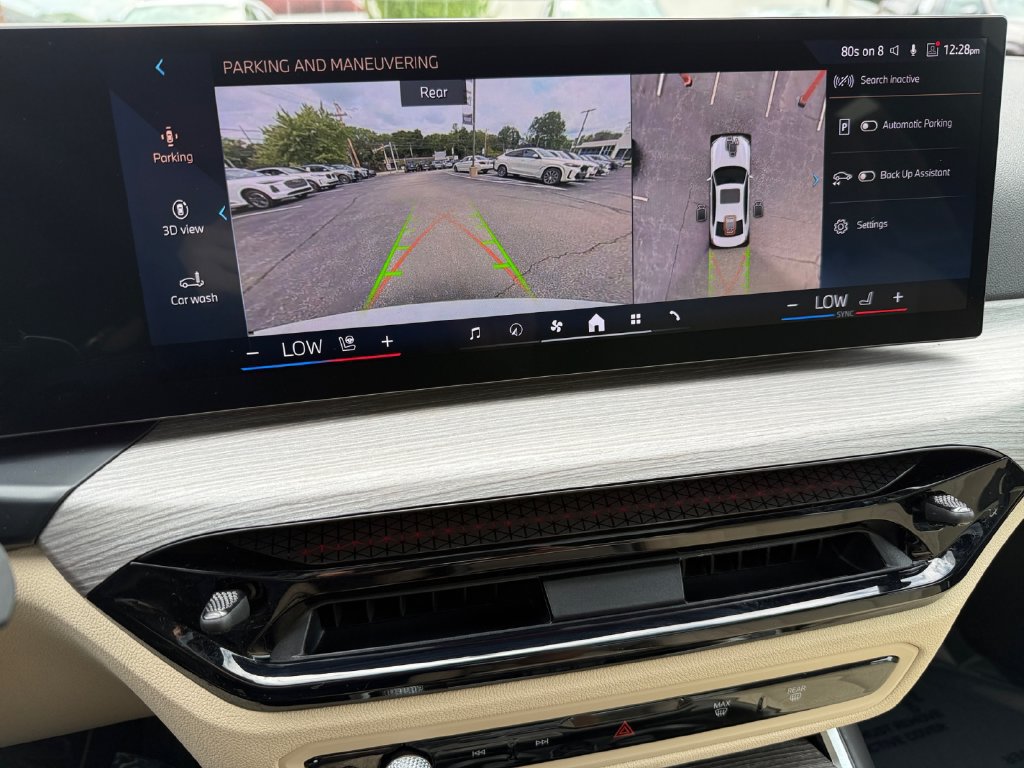 Certified 2026 BMW 330i xDrive Sedan AWD/4WD image 22