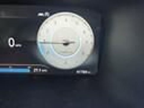 Used 2023 Hyundai Santa Fe SEL w/ Premium Package FWD image 13