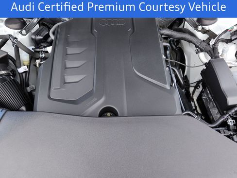 Certified 2025 Audi Q5 Premium w/ Premium Plus AWD/4WD image 10