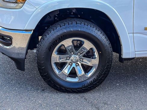 Used 2020 RAM 1500 Laramie w/ Off Road Group AWD/4WD image 15