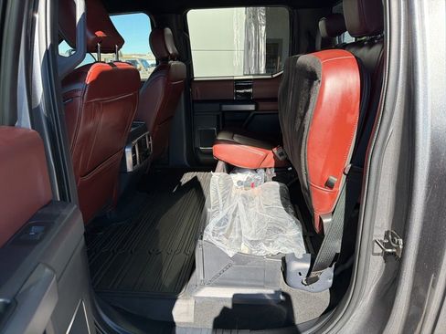 Used 2022 Ford F350 Platinum image 38