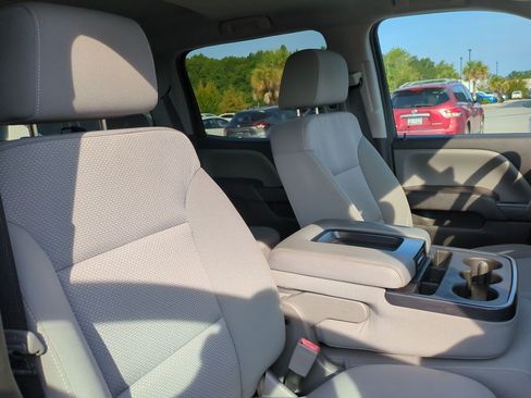 Used 2018 Chevrolet Silverado 1500 W/T w/ WT Fleet Convenience Package AWD/4WD image 40