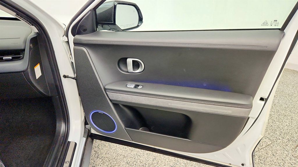 Used 2024 Hyundai Ioniq 5 Limited AWD/4WD image 23