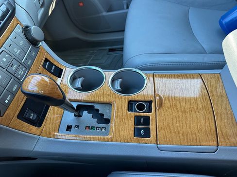 Used 2010 Toyota Highlander Limited image 58