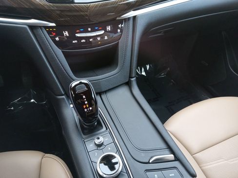 Used 2025 Cadillac XT6 Premium Luxury w/ Platinum Package image 18