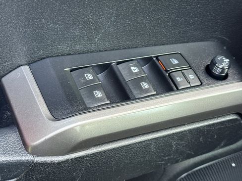 Certified 2023 Toyota Tacoma SR5 image 17