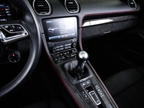 Certified 2024 Porsche 718 Boxster GTS image 19