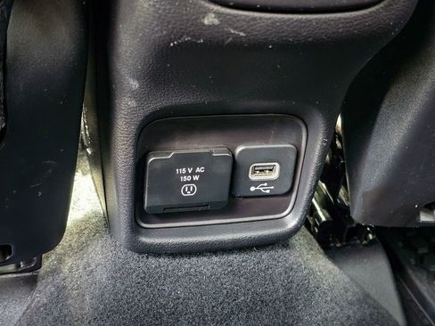 Used 2018 Jeep Compass Latitude w/ Popular Equipment Group AWD/4WD image 33