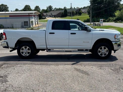 Used 2024 RAM 2500 Big Horn AWD/4WD image 2