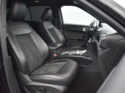 Used 2022 Ford Explorer ST-Line w/ Class IV Trailer Tow Package image 34