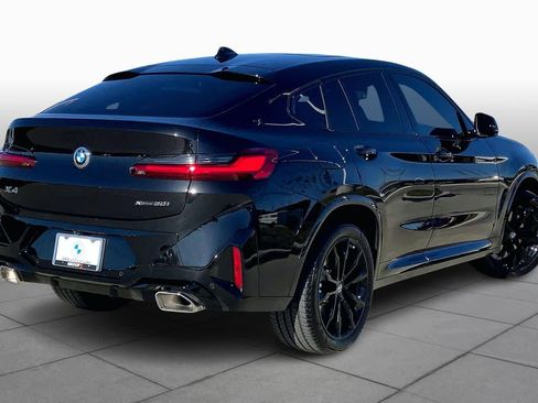 Certified 2025 BMW X4 xDrive30i w/ Premium Package image 12